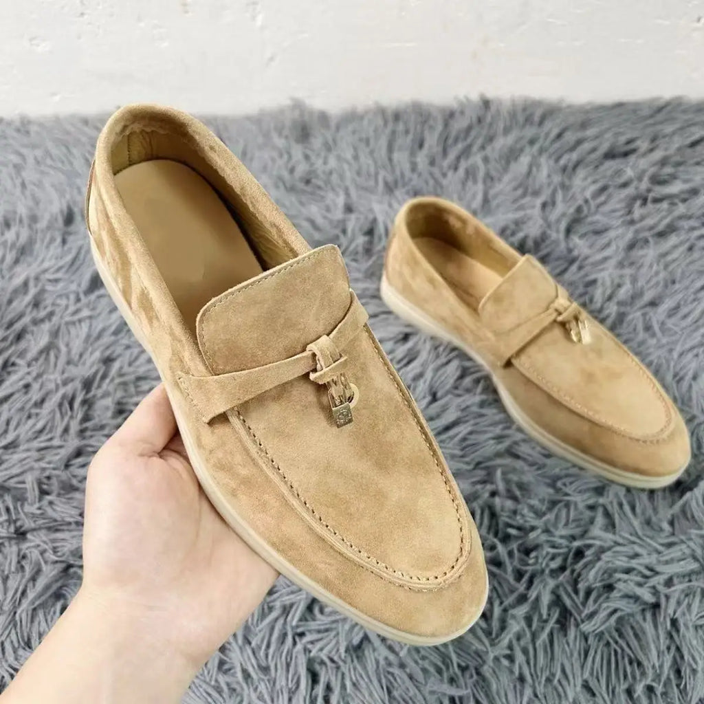 Mocassins femme à pampilles kaki ou camel – CLEVI Paris