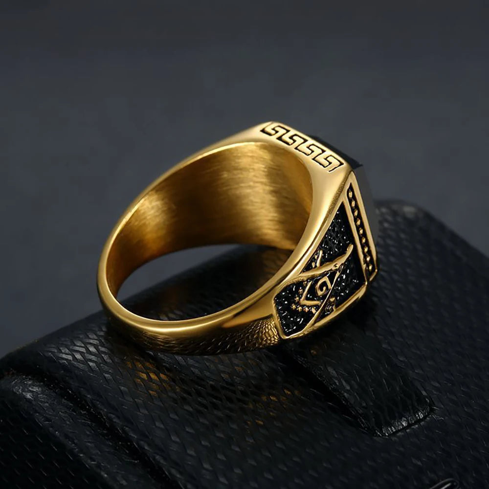 Bague noire en acier 316L, style gothique – CLEVI Paris