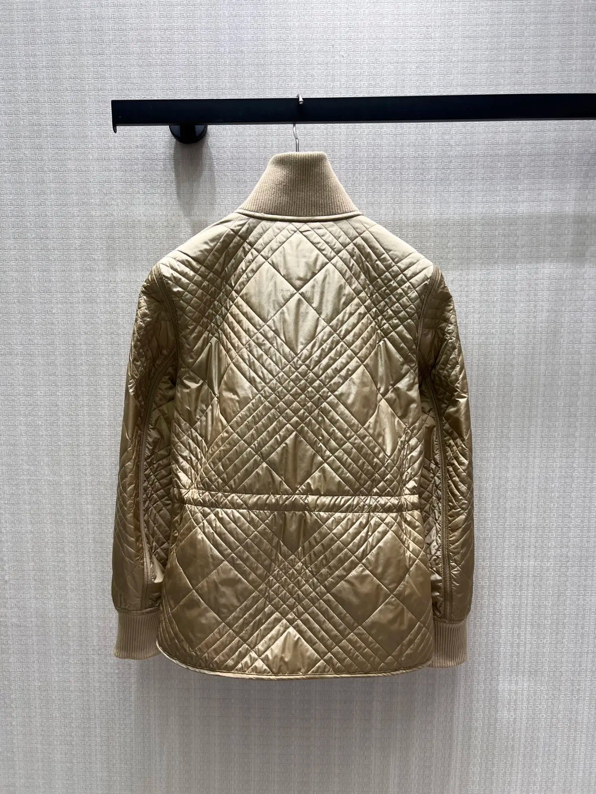 Veste matelassée femme à col montant – CLEVI Paris