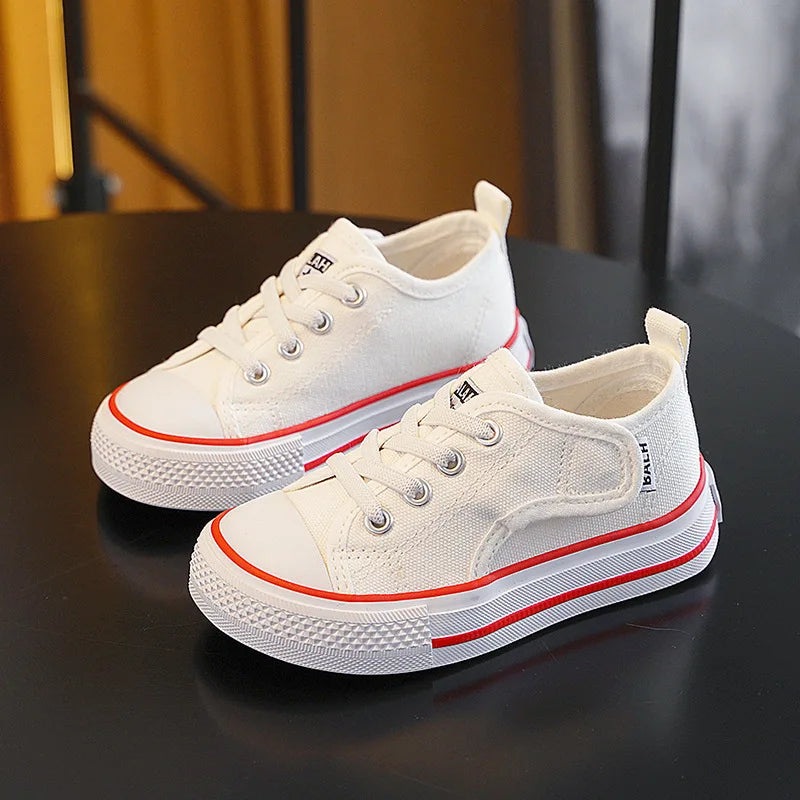 Baskets enfant en toile basses et montantes – CLEVI Paris