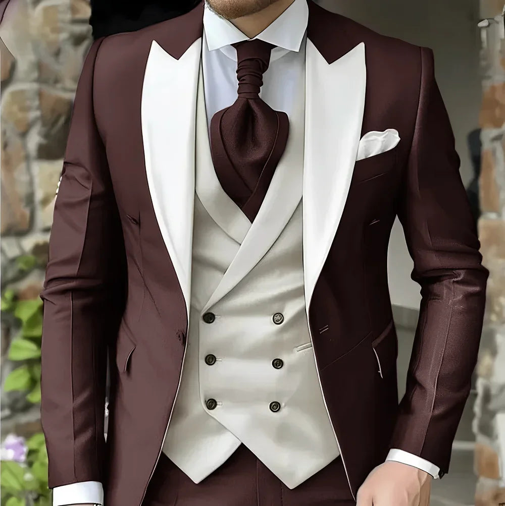 Costume 3 pièces élégant pour homme – CLEVI Paris